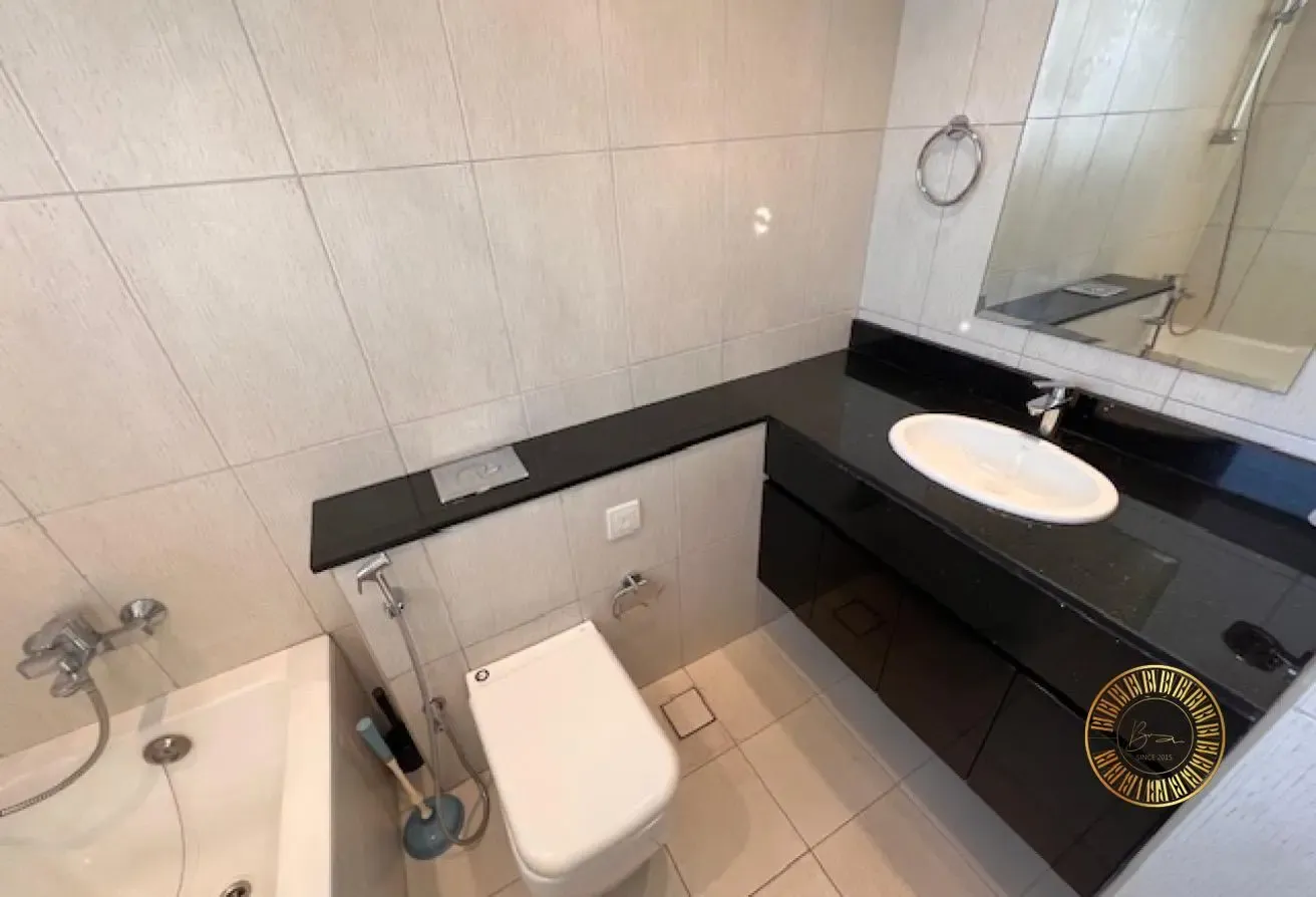 2 BEDROOM - FULLY FURNISHED -HIGHER FLOOR -BALCONY