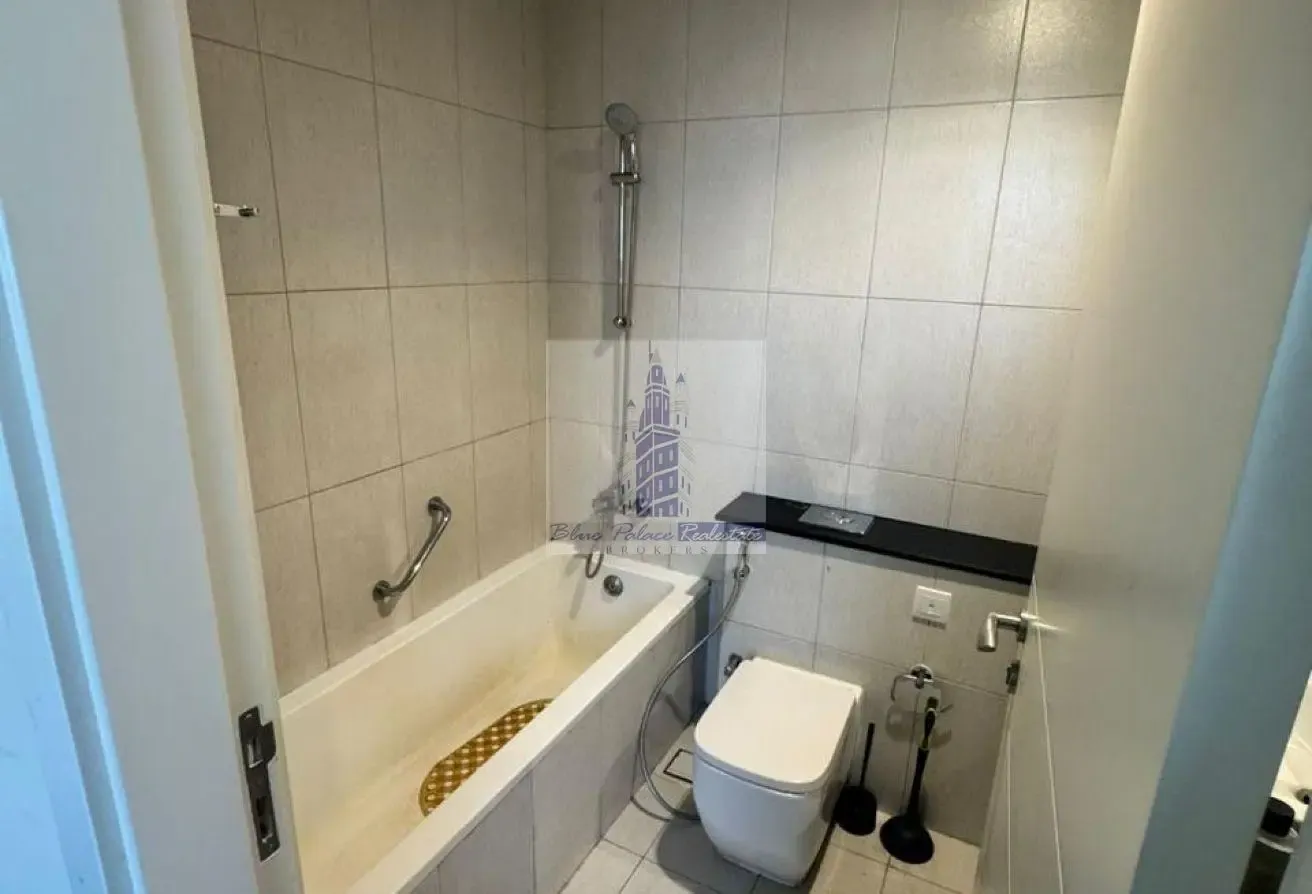 High floor furnished One bedroom community view