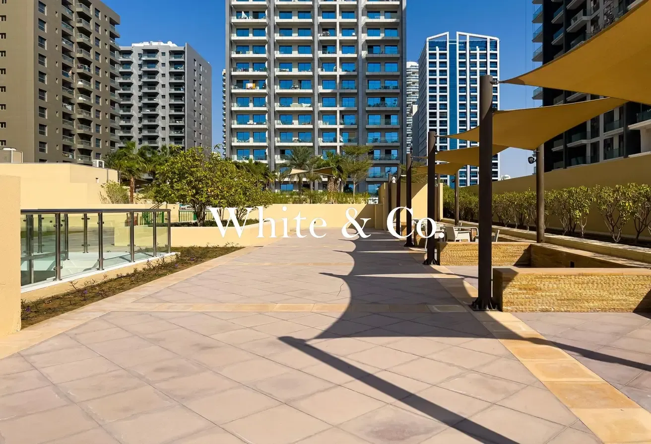 Fully Furnished | 12 Cheques | Near Exit