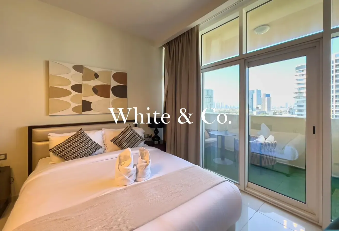 Furnished | Flexible Cheques | Near Exit