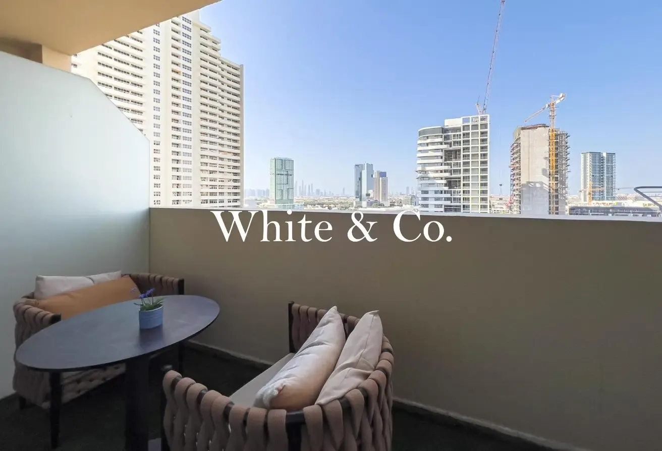 Furnished | Flexible Cheques | Near Exit