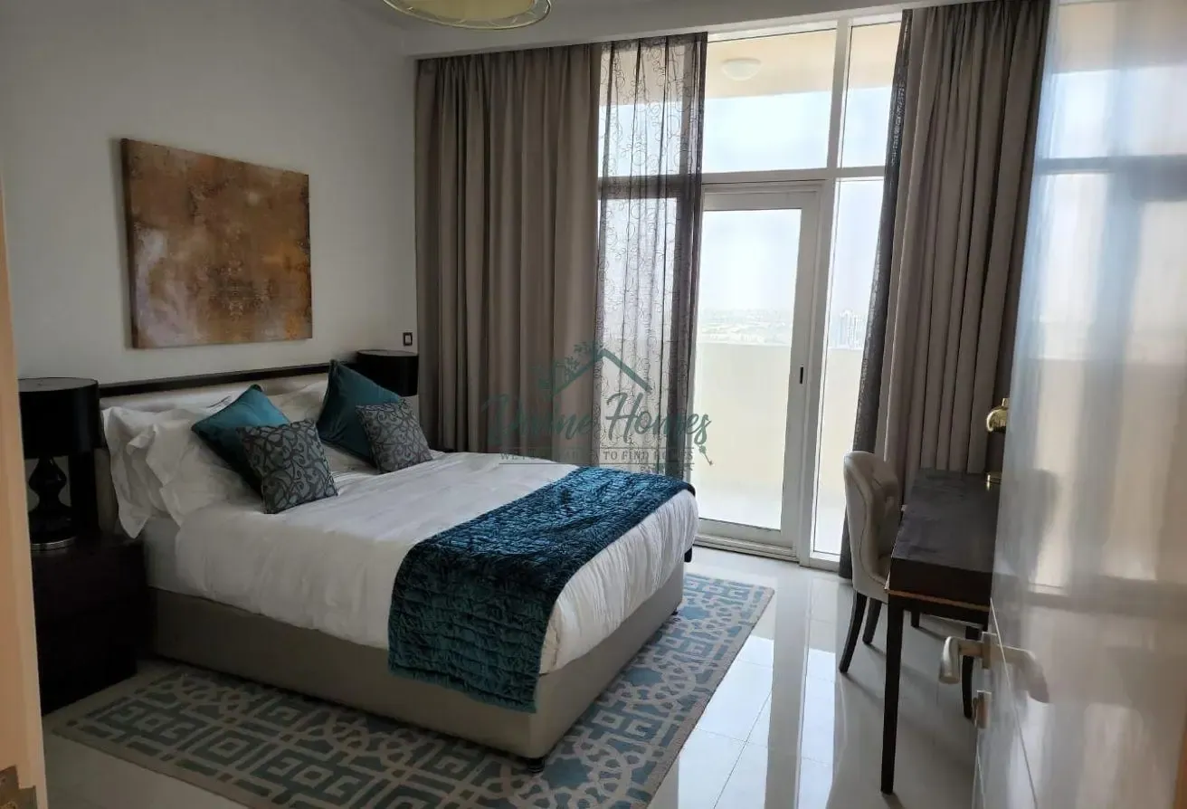 UPGRADED UNIT | POOL FACING | FURNISHED 1 BED