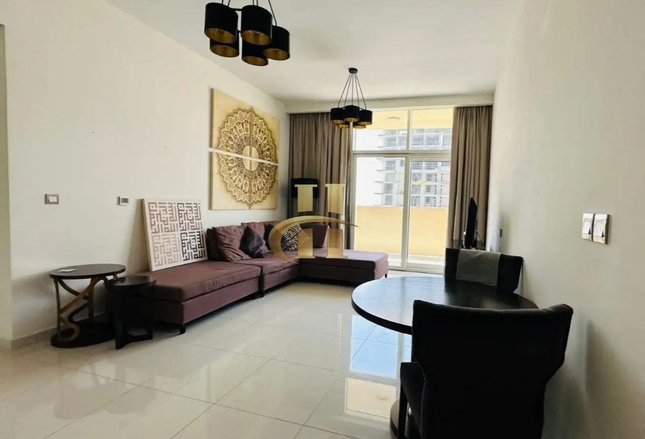 Huge Apartment | Flexible Cheques | Book Now