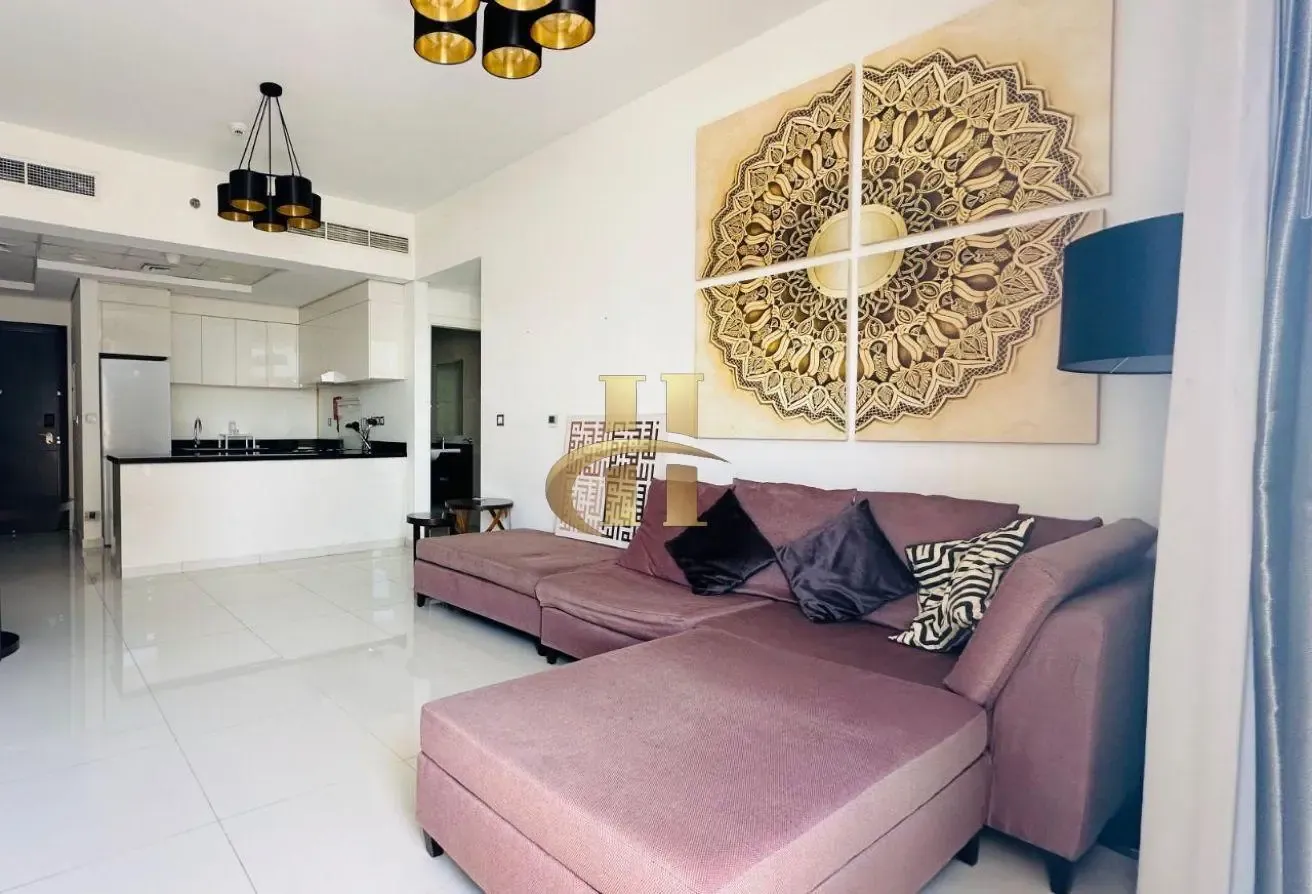 Huge Apartment | Flexible Cheques | Book Now