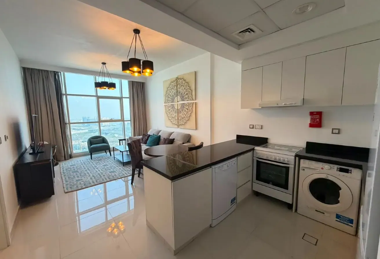 Fully Furnished| 1 Bhk with balcony| High Floor|