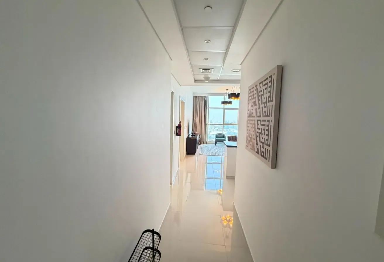Fully Furnished| 1 Bhk with balcony| High Floor|