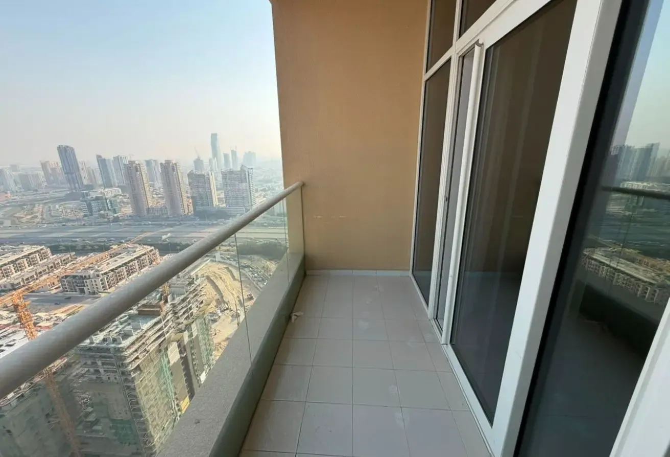 Fully Furnished| 1 Bhk with balcony| High Floor|