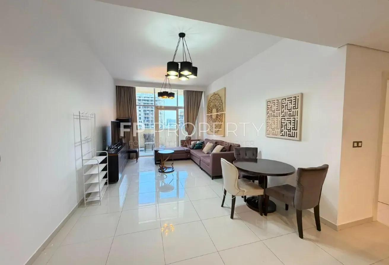 Hot | Deal 2bhk/ Fully /Furnished /Vacant /Unit/