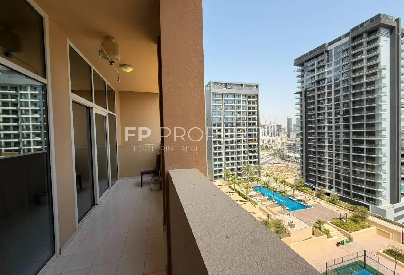 Hot | Deal 2bhk/ Fully /Furnished /Vacant /Unit/