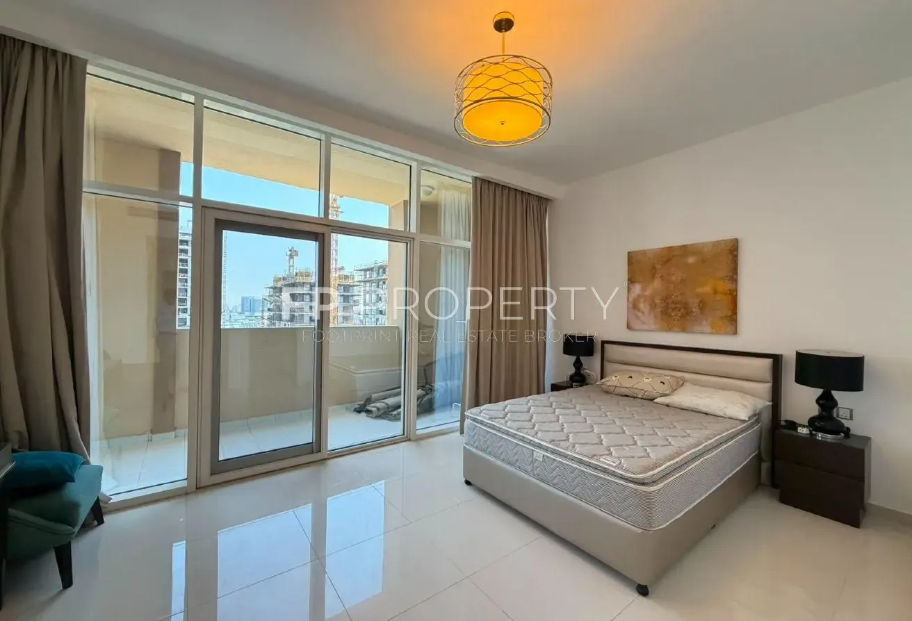 Hot | Deal 2bhk/ Fully /Furnished /Vacant /Unit/