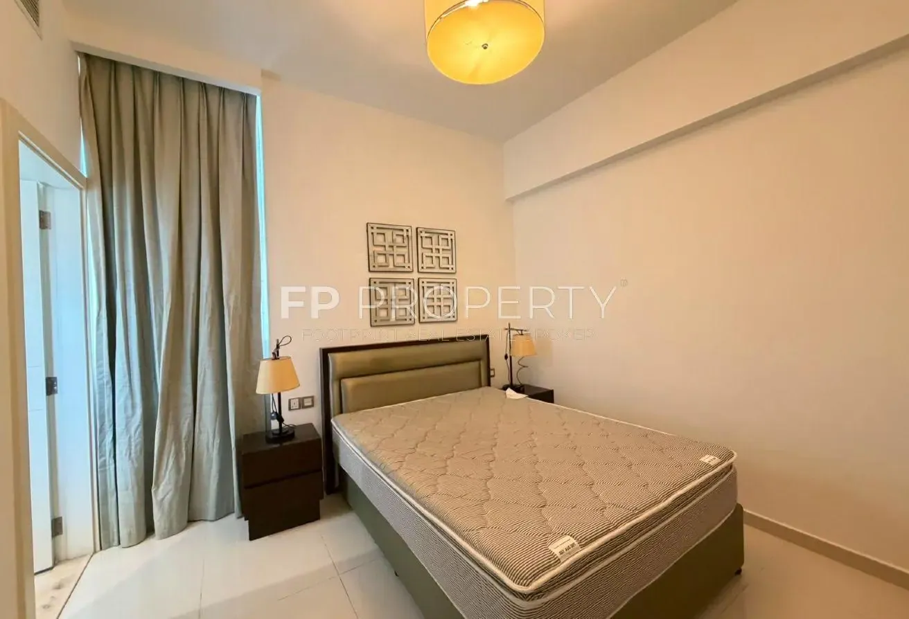 Hot | Deal 2bhk/ Fully /Furnished /Vacant /Unit/