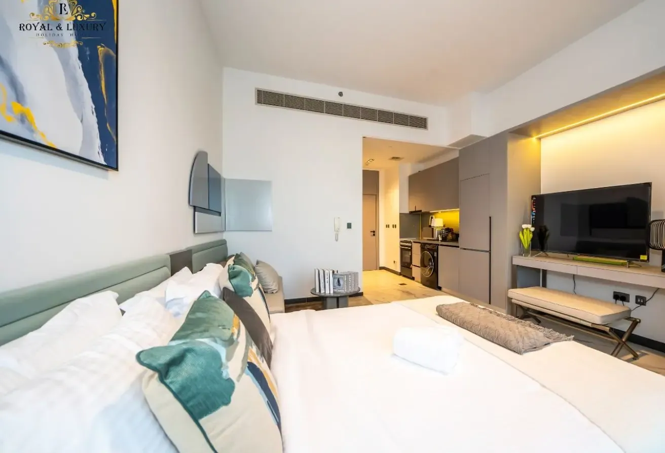 Spacious Studio | Executive & Family Friendly