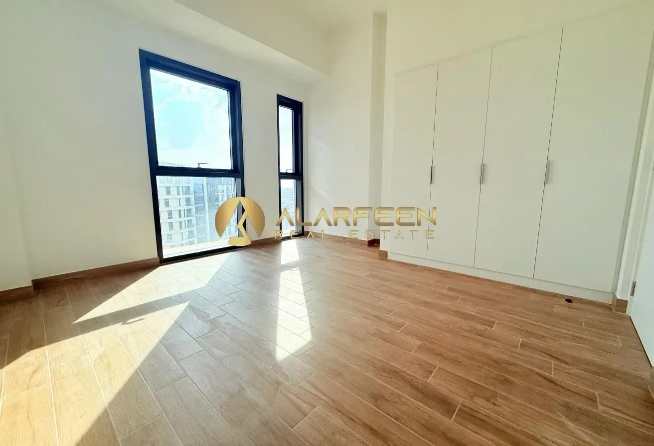Bright 3BHK | Expo Village | Walk to Metro