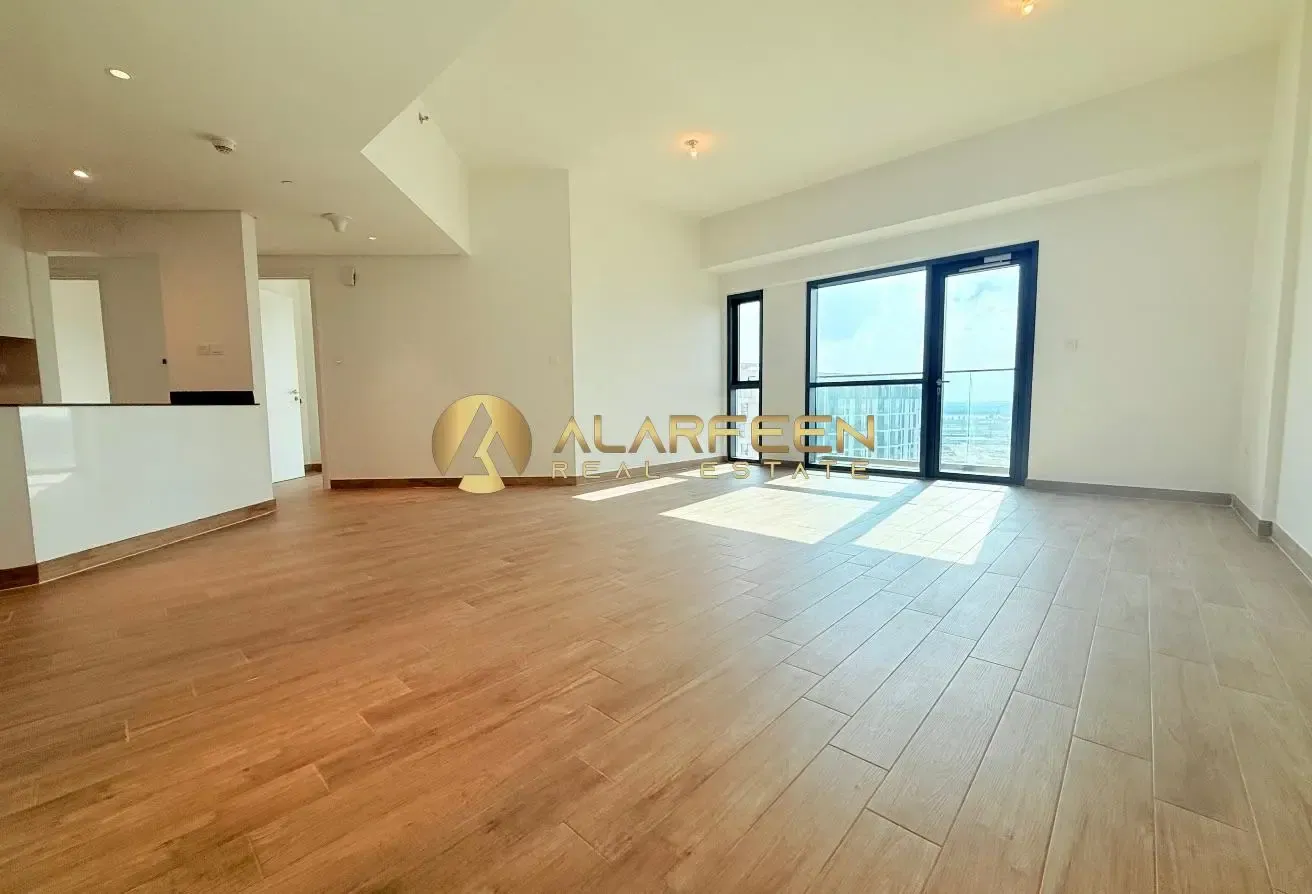 3BHK | Unfurnished | Walkable to Metro | Expo