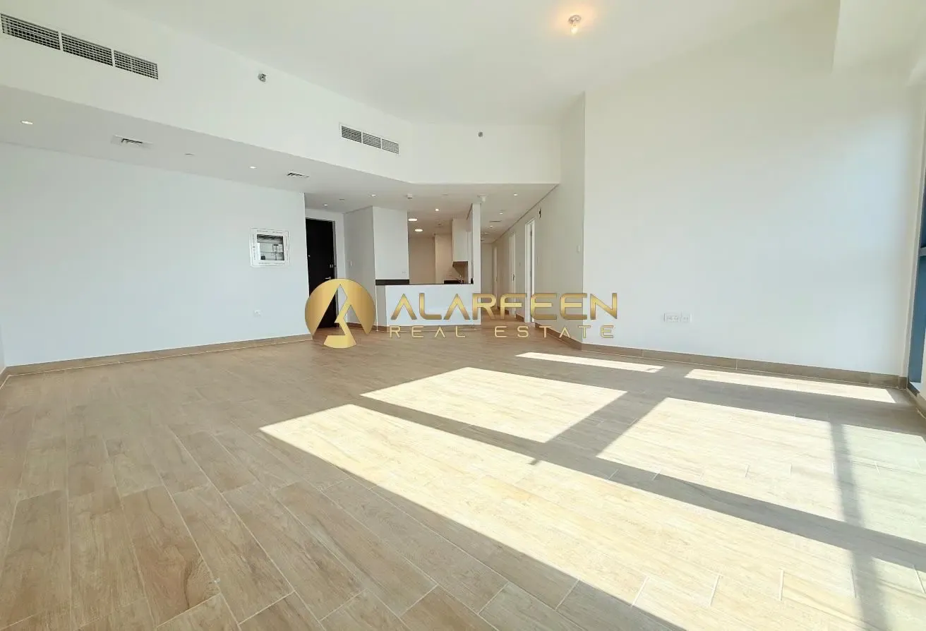 3BHK | Unfurnished | Walkable to Metro | Expo