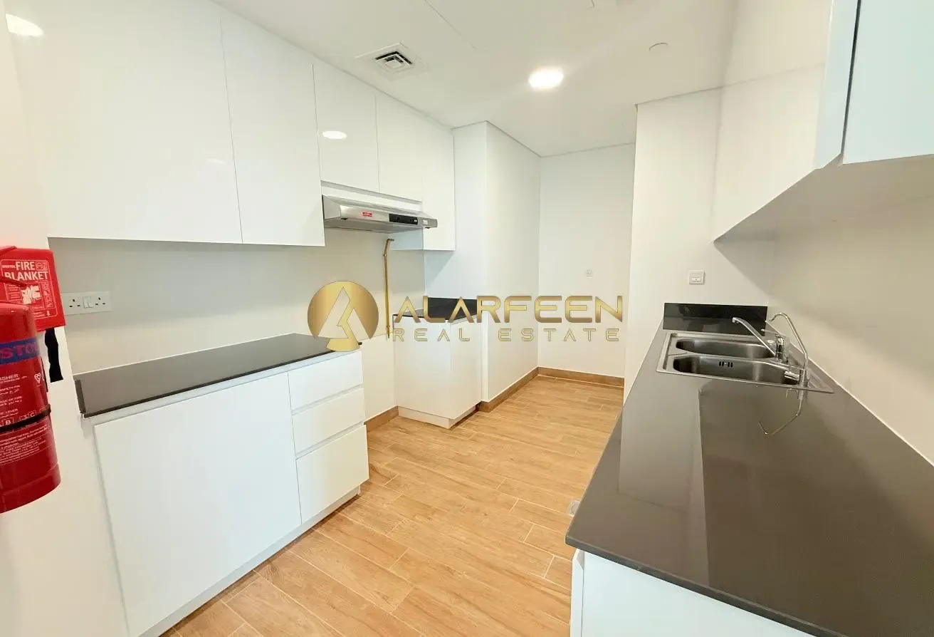 3BHK | Unfurnished | Walkable to Metro | Expo