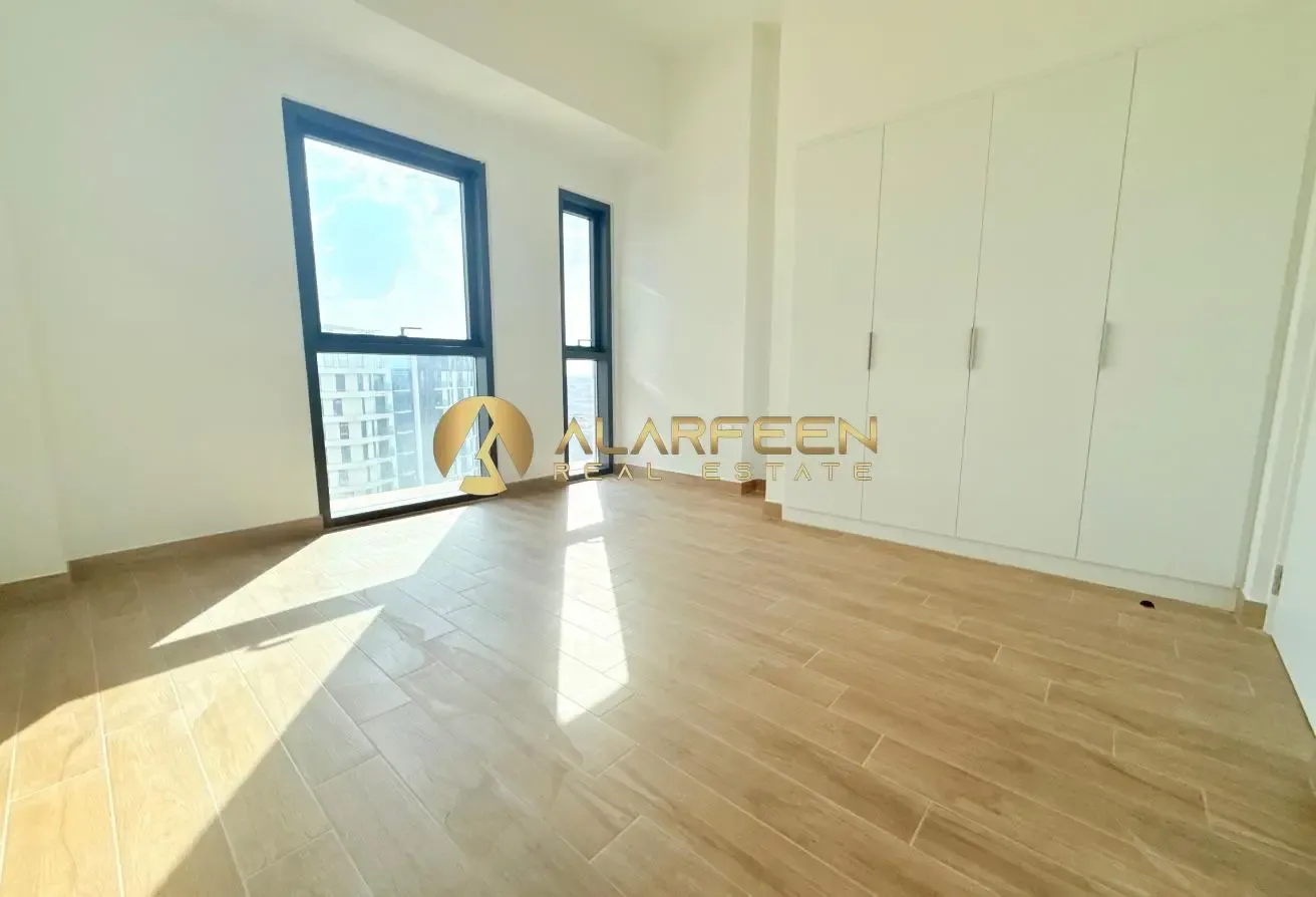 Spacious 3BHK | Park View | Calm Family Community