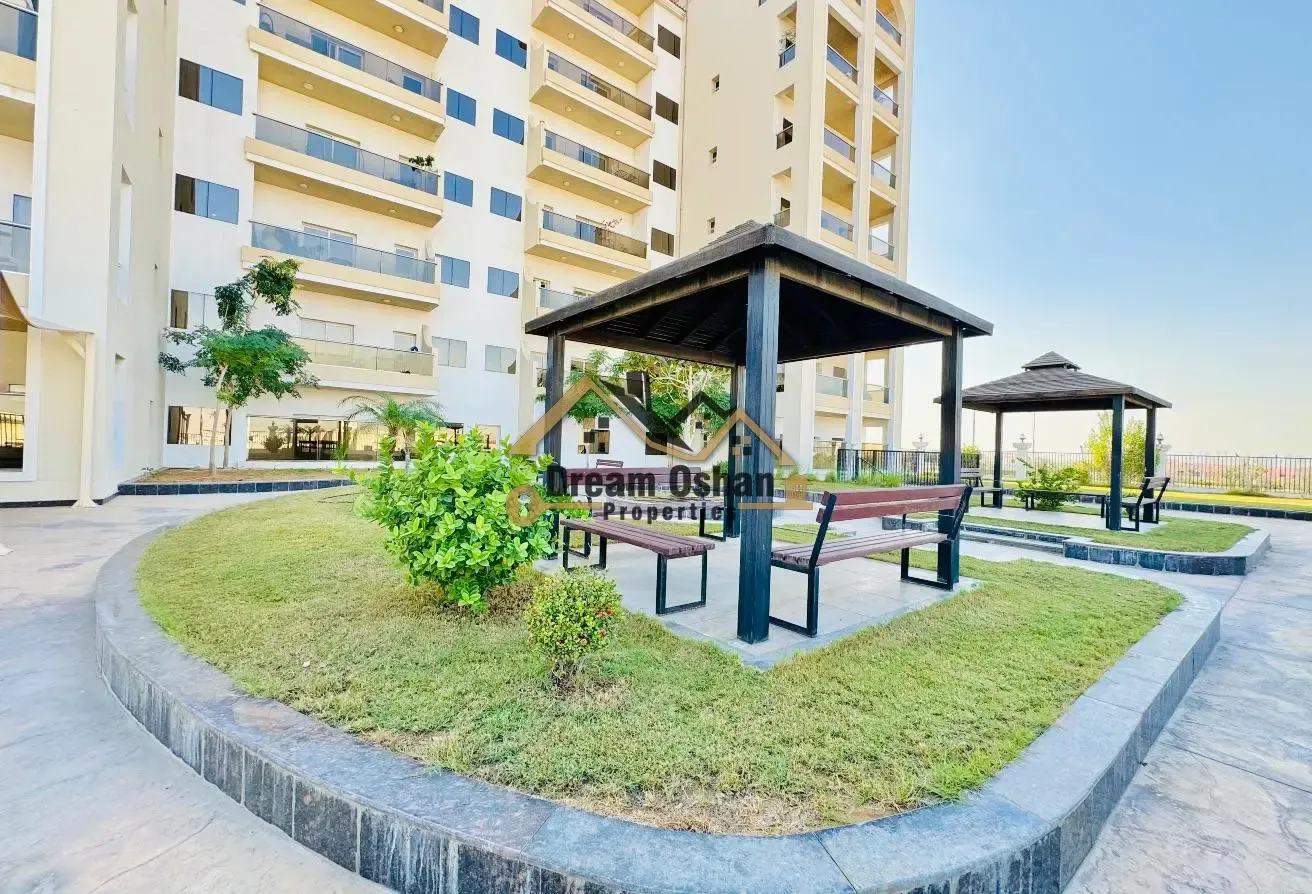 BEST PRICE - FAMILY BUILDING - READY TO MOVE