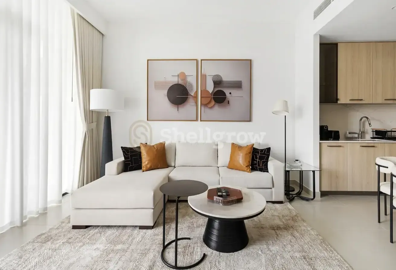 PREMIUM STUDIO WITH BALCONY | GOLF GRAND