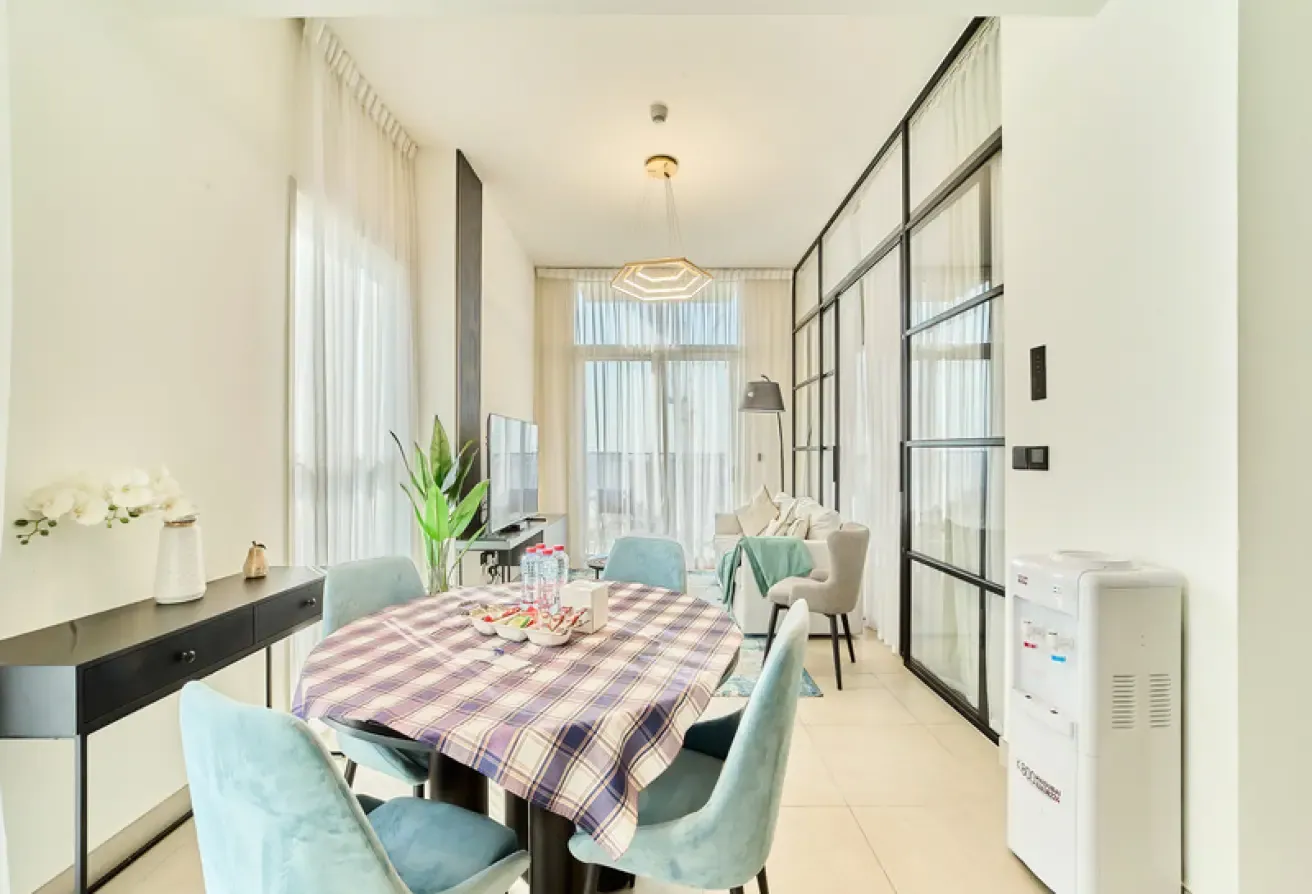Bright & Spacious | Well Furnished 2 Bedrooms