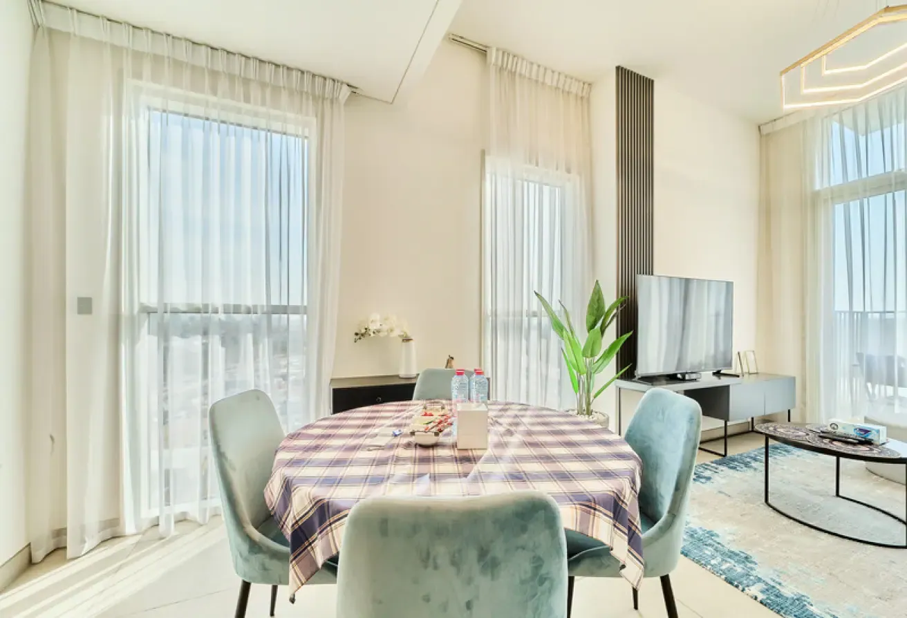 Bright & Spacious | Well Furnished 2 Bedrooms