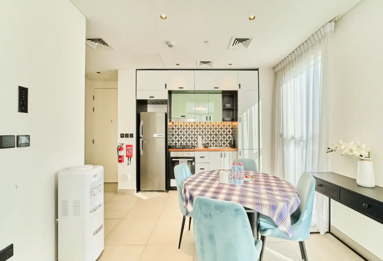 Bright & Spacious | Well Furnished 2 Bedrooms