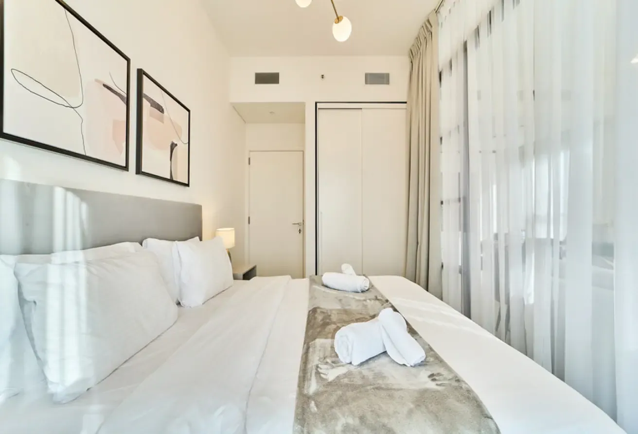 Bright & Spacious | Well Furnished 2 Bedrooms