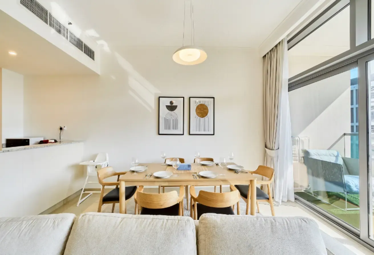 Premium 2 beds, Mulberry I Bills included