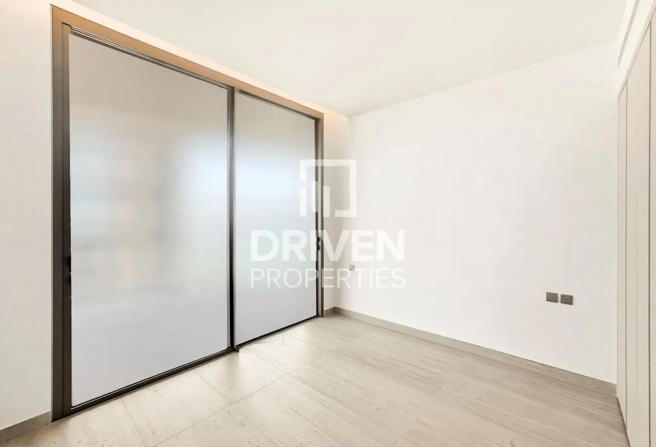 Corner Layout | High Floor Unit with Maids Room