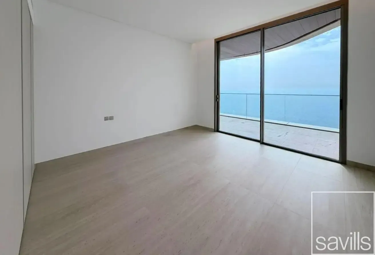 High Floor | Beach Access | Brand New