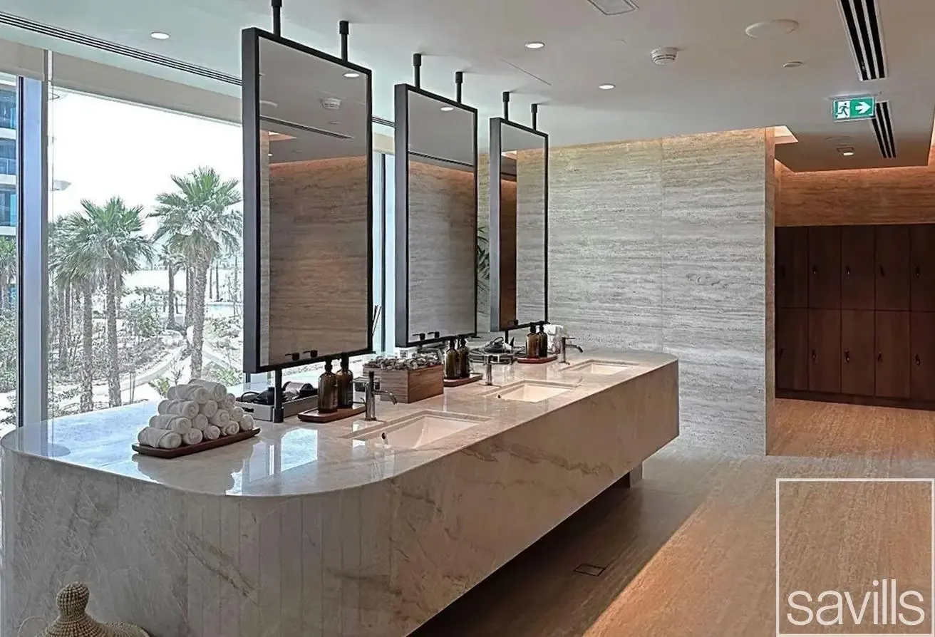 High Floor | Beach Access | Brand New
