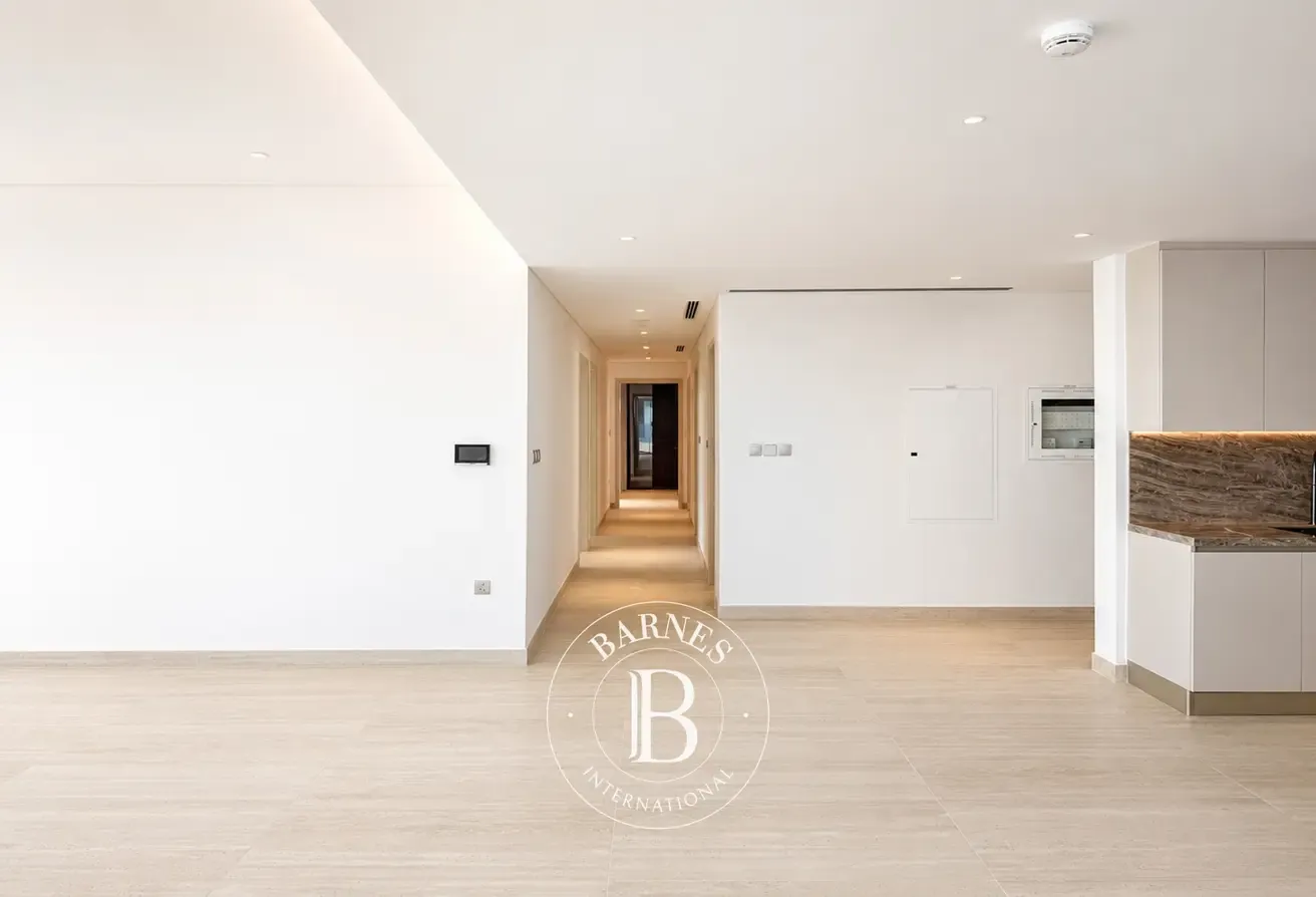 Corner Unit | Resort Living | Best Offer