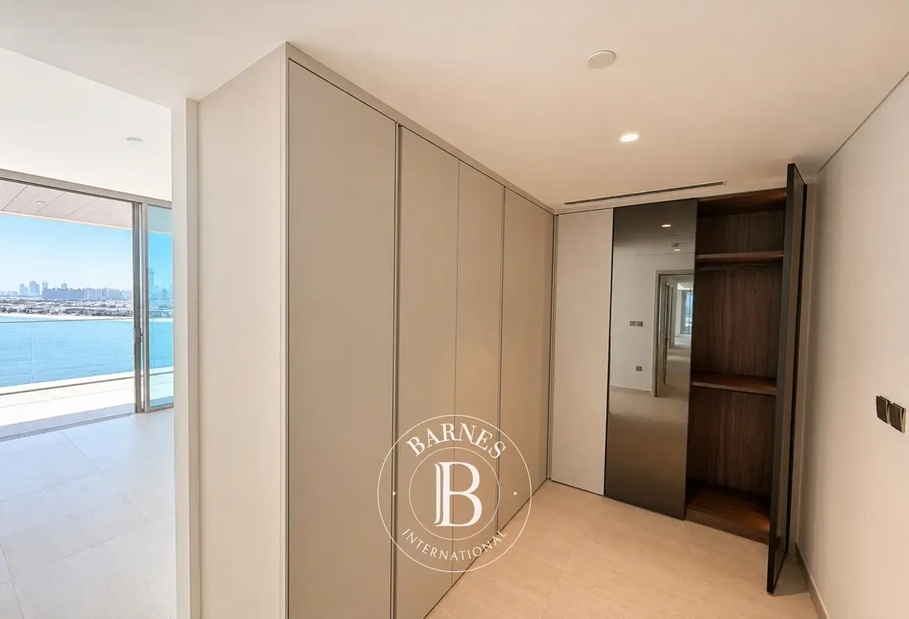 Corner Unit | Resort Living | Best Offer