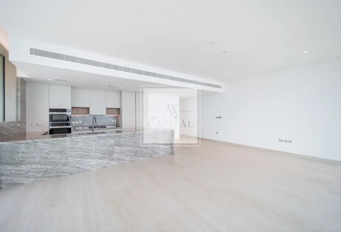 Luxury 2BR| Panoramic Sea View |Beachfront Living
