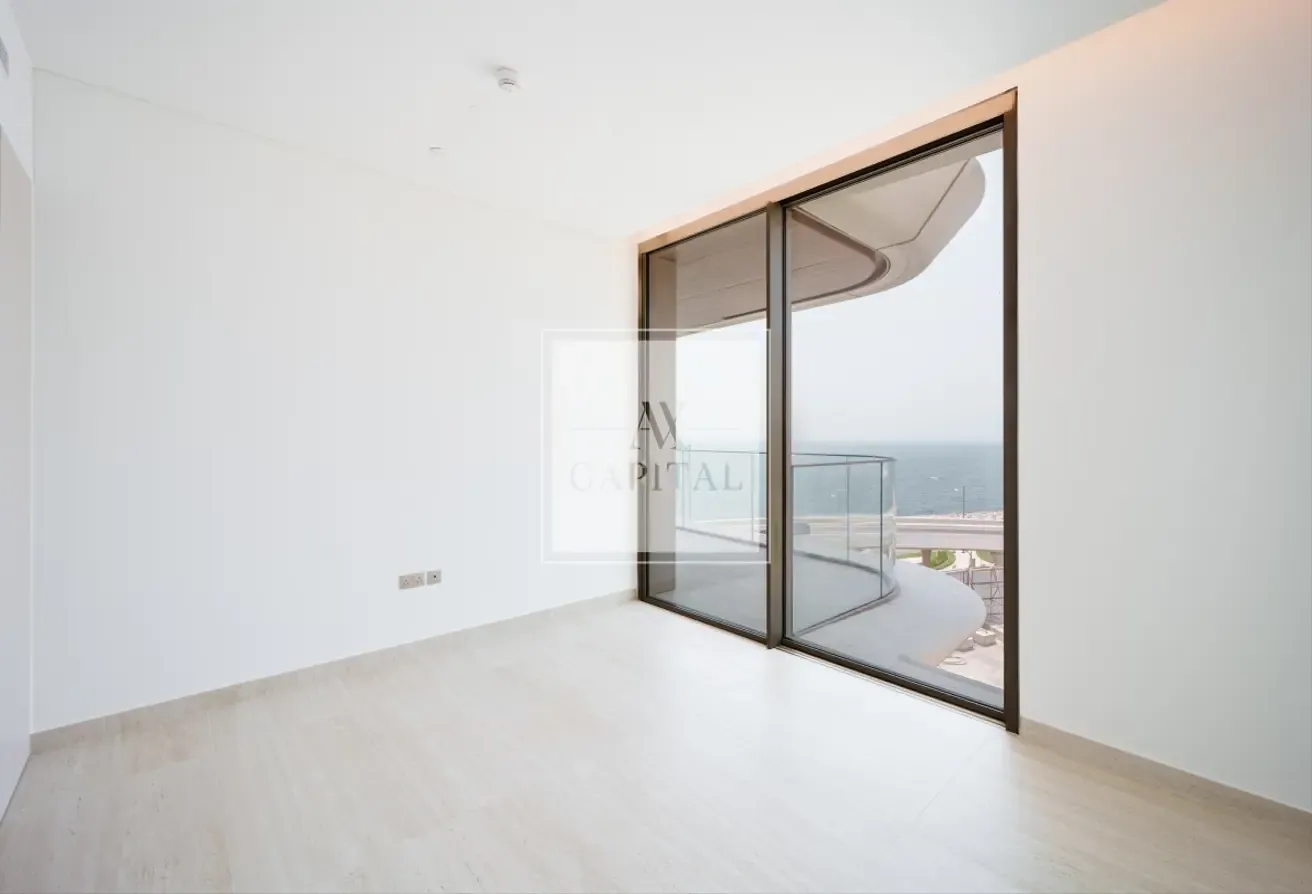 Luxury 2BR| Panoramic Sea View |Beachfront Living