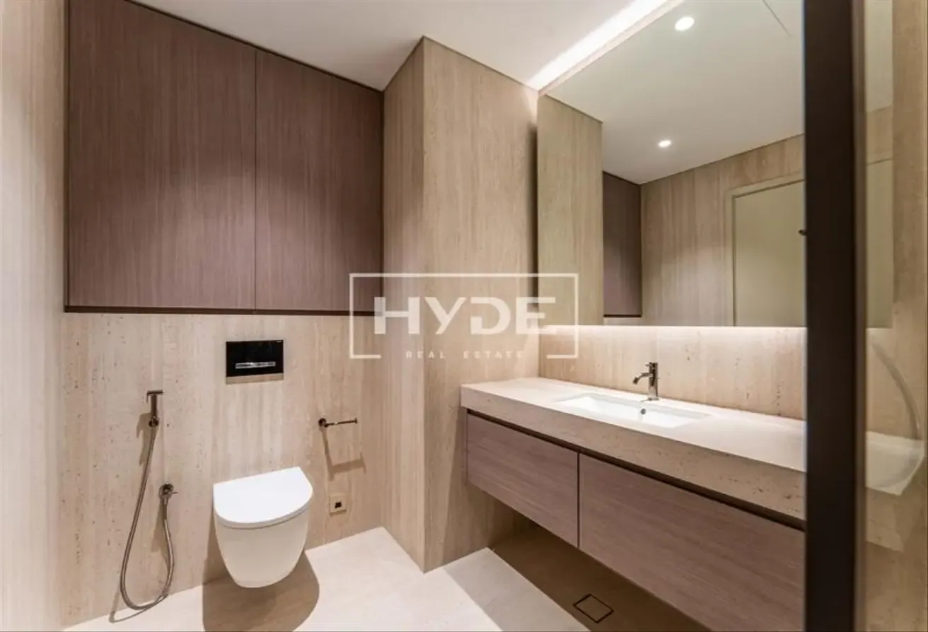 Brand New Luxury Apartment With Palm View