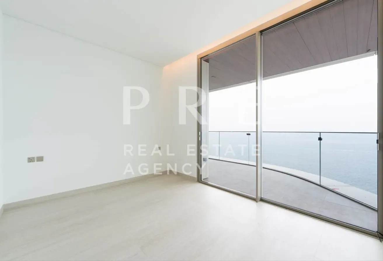 Skyline Serenity | Exclusive 2-Bedroom Apartment