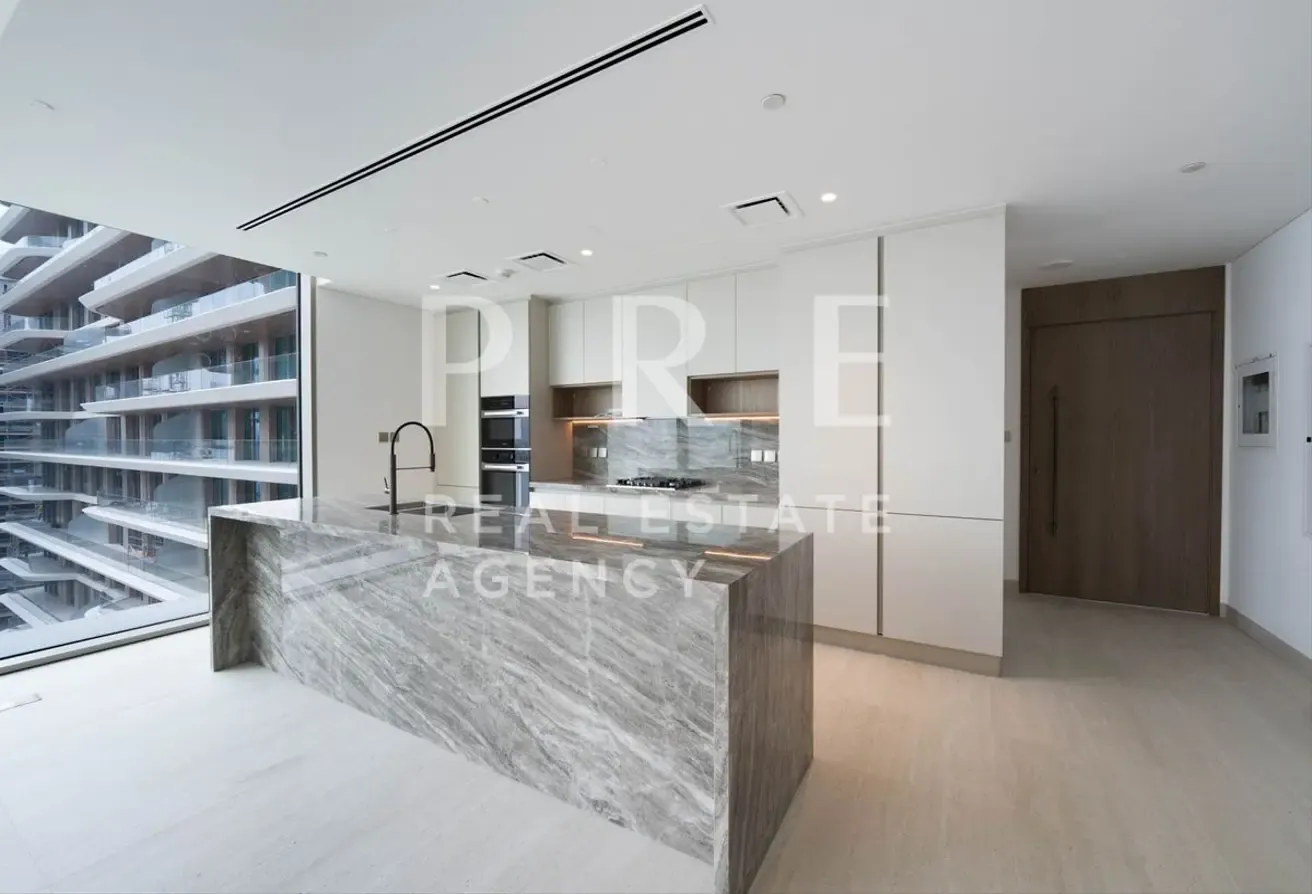 Stunning 2 bed + Maids | Corner Layout | Serenia