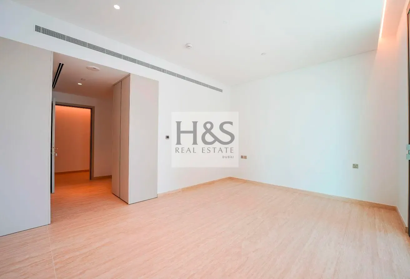 Luxury Finishes | Palm and Beach View | Vacant