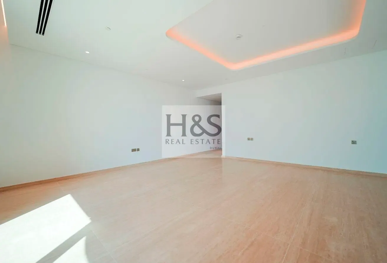 Luxury Finishes | Palm and Beach View | Vacant