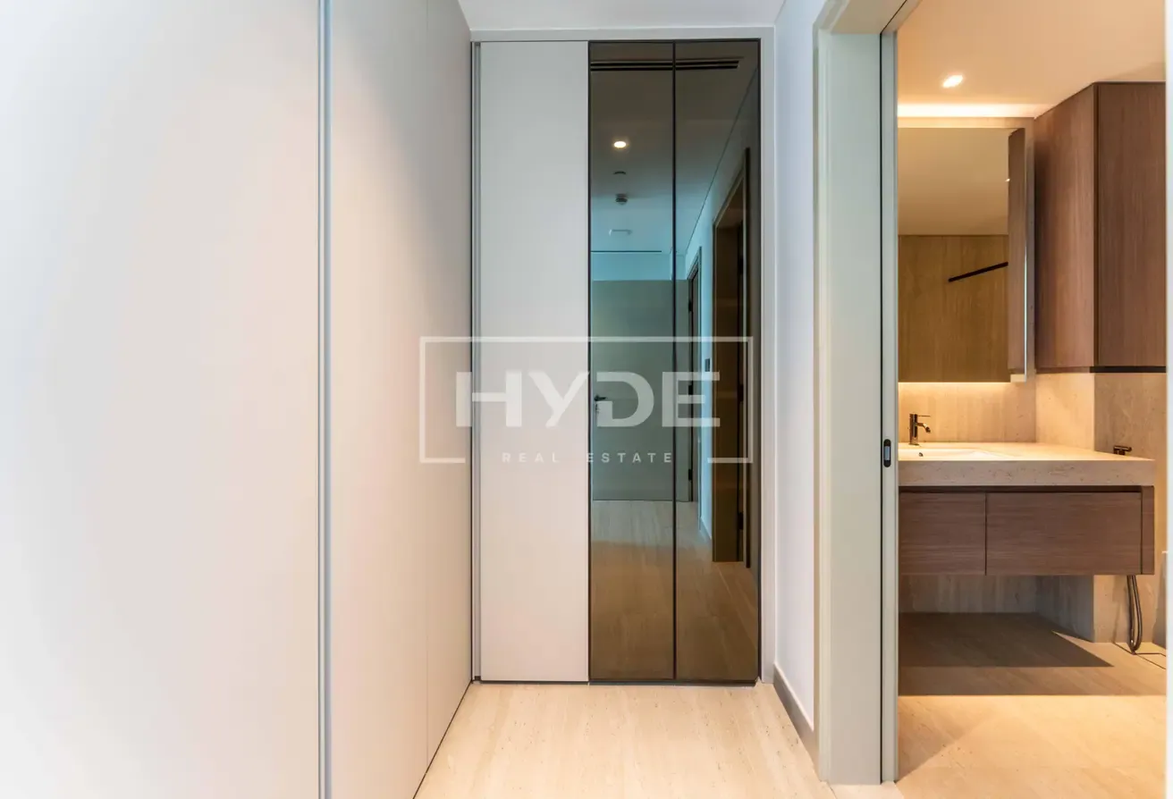 Ultra Luxury Corner Apartment | Sea View