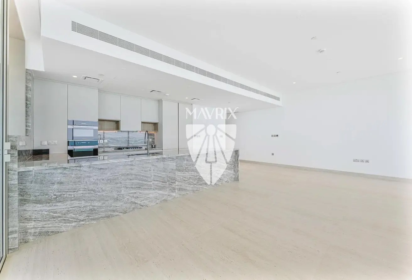 Full Sea View  | Luxury Living | Corner Unit