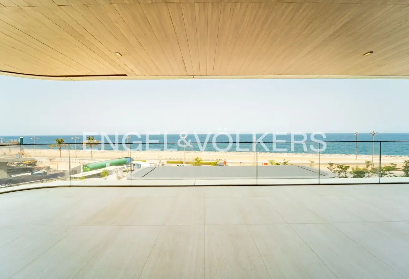 Vacant | Panoramic Sea Views | Spacious Layout