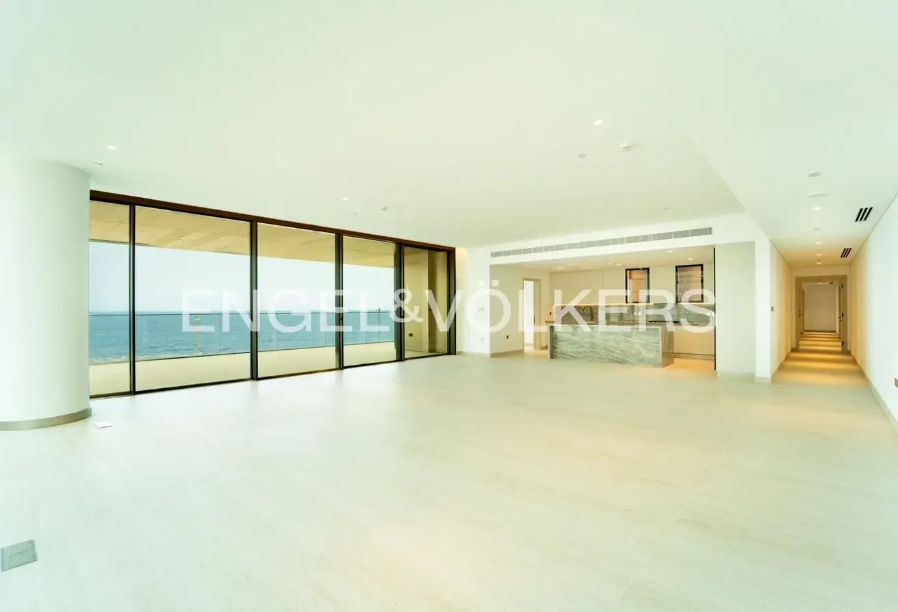 Vacant | Panoramic Sea Views | Spacious Layout
