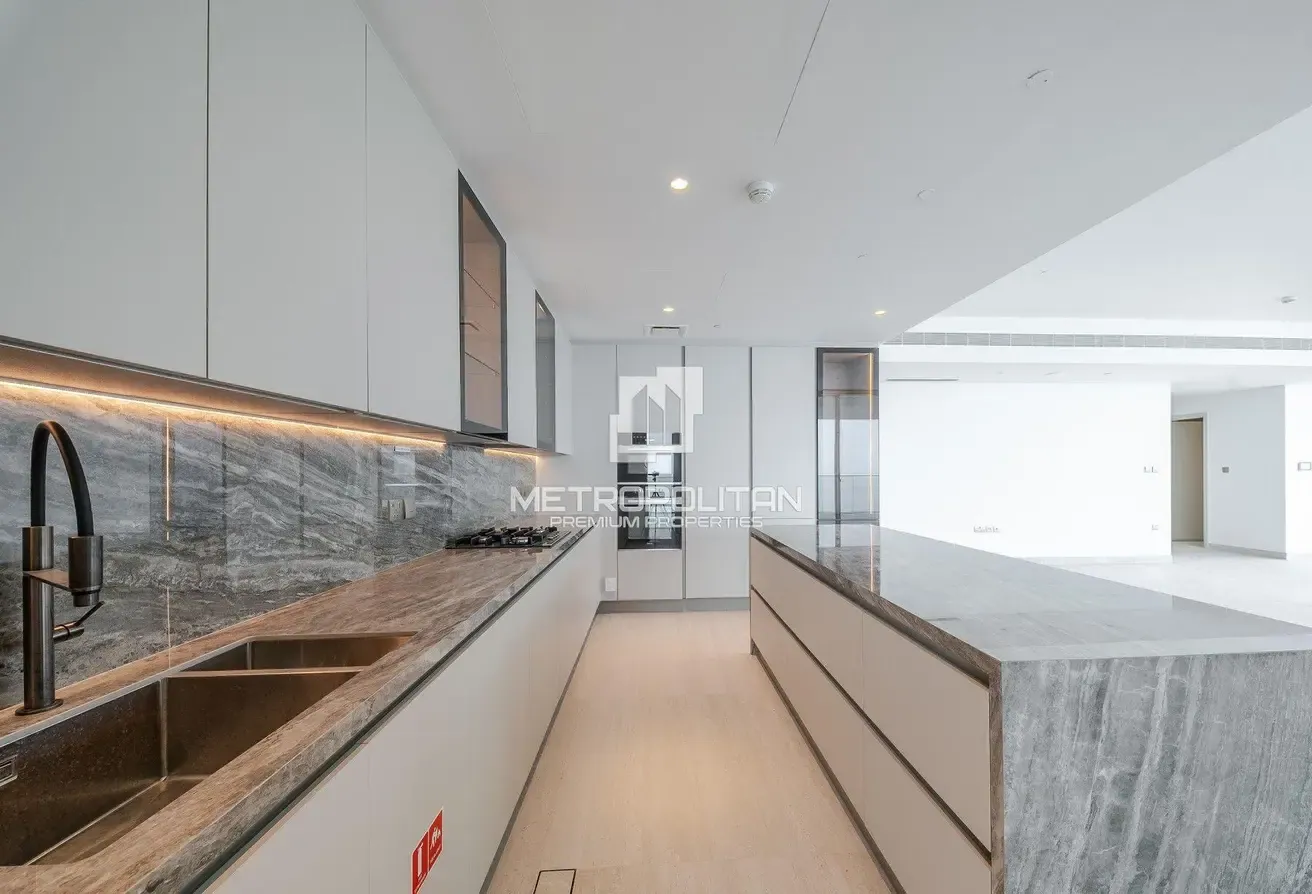 Full Sea View | Spacious Layout | Ready to Move In