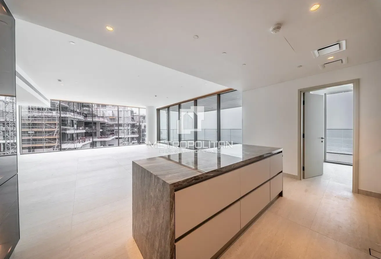 Full Sea View | Spacious Layout | Ready to Move In
