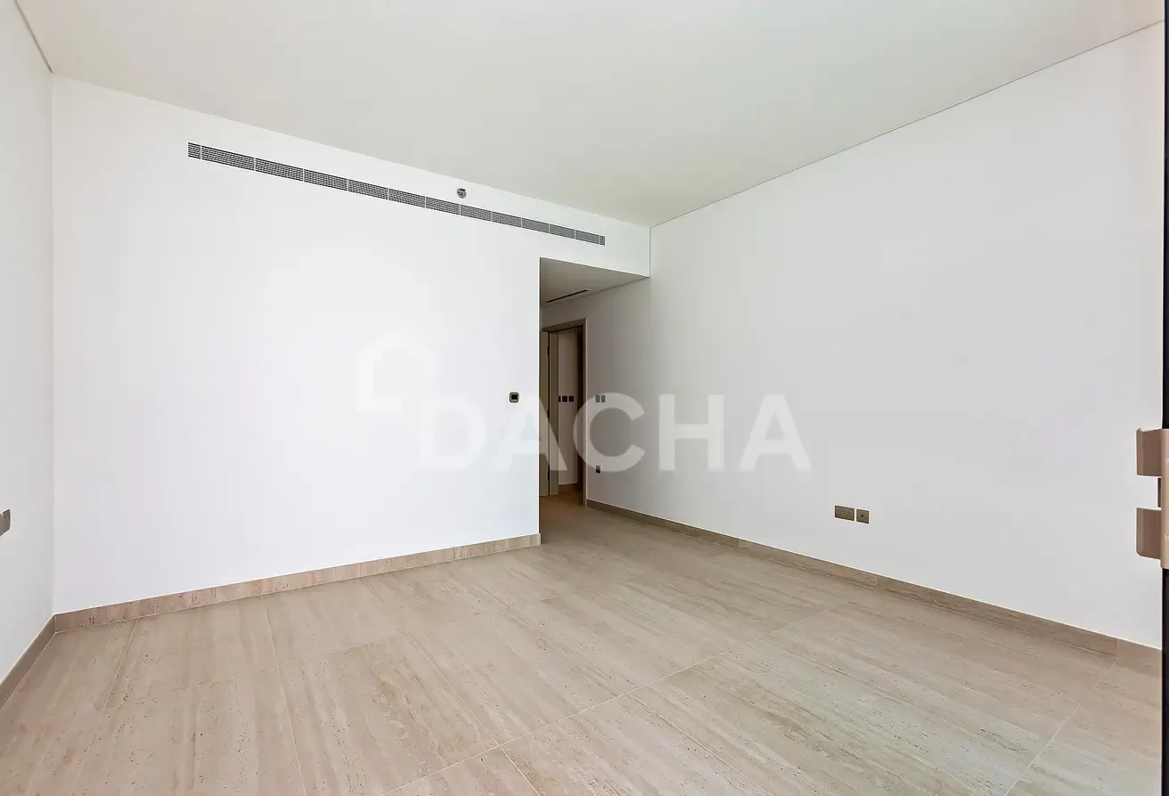 Ready To Move In | Unfurnished | Open View