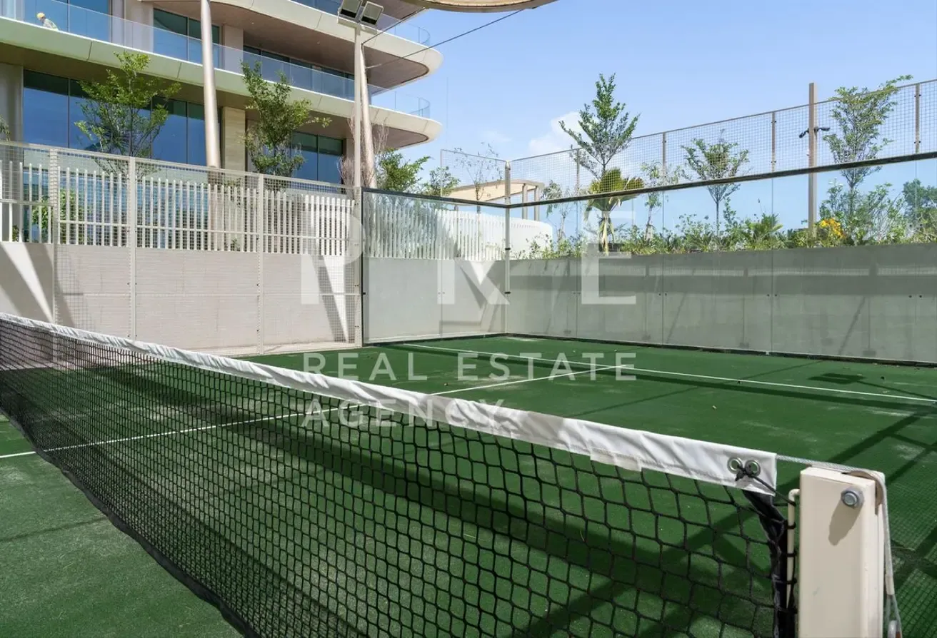 Skyline Elegance | Spacious 2-Bedroom | Resort Living