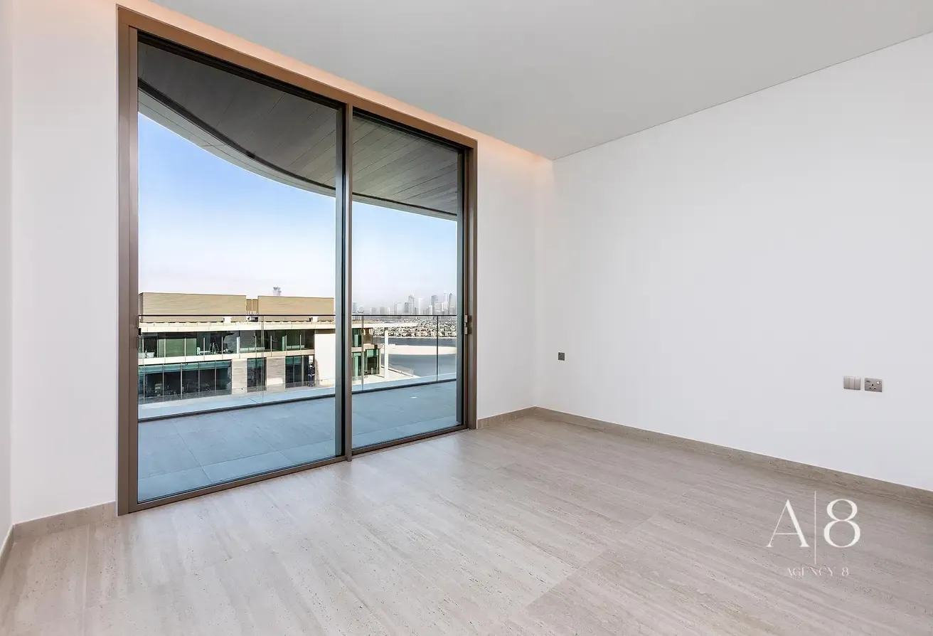 06 Layout on Lower Floor | Skyline and Beach View