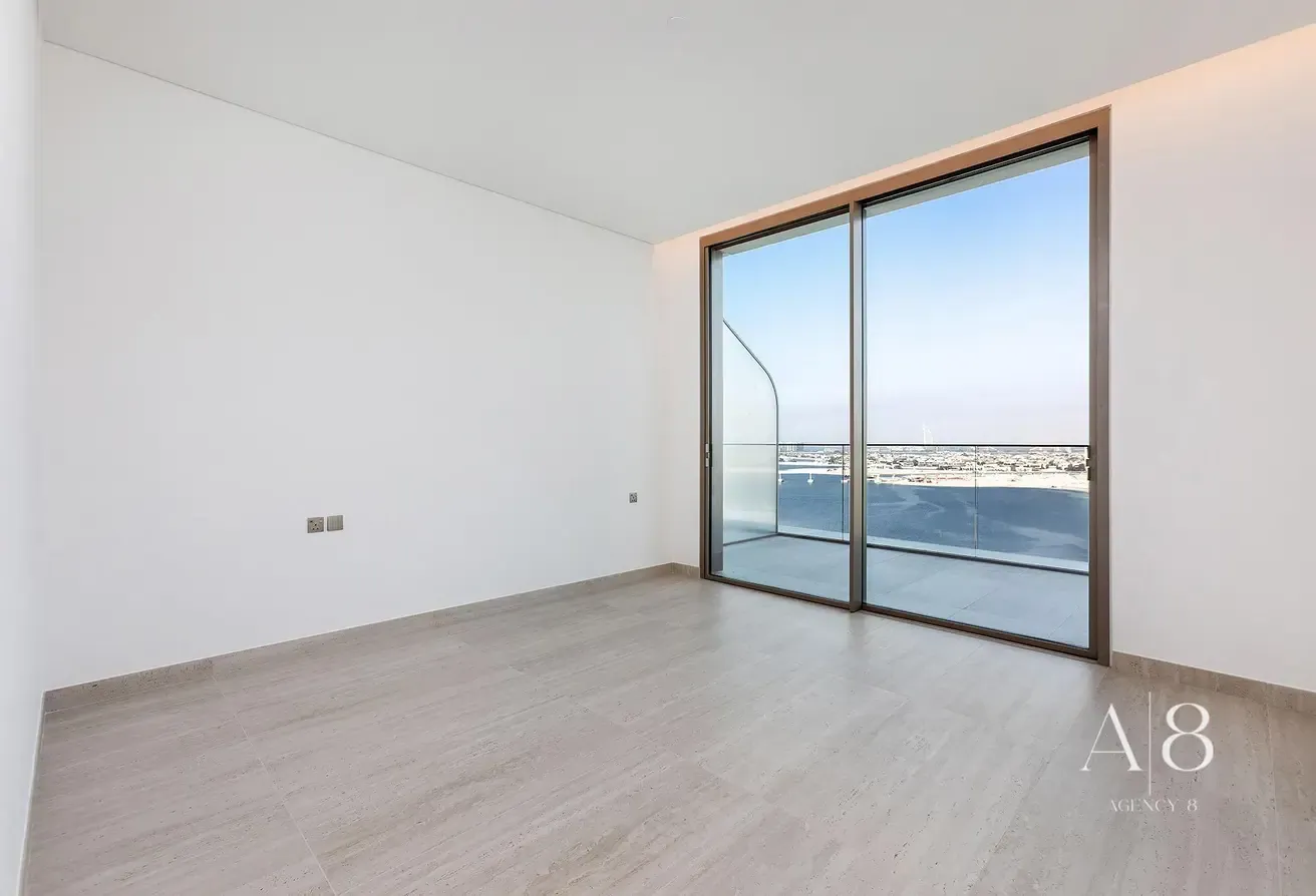 06 Layout on Lower Floor | Skyline and Beach View